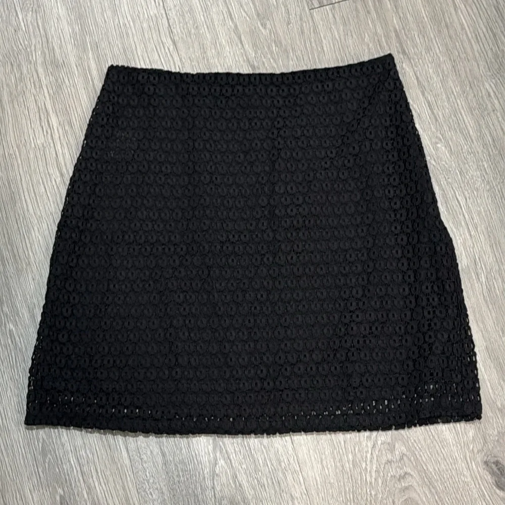 Women’s Express Women’s High Waisted Black Lace Skirt Size 6